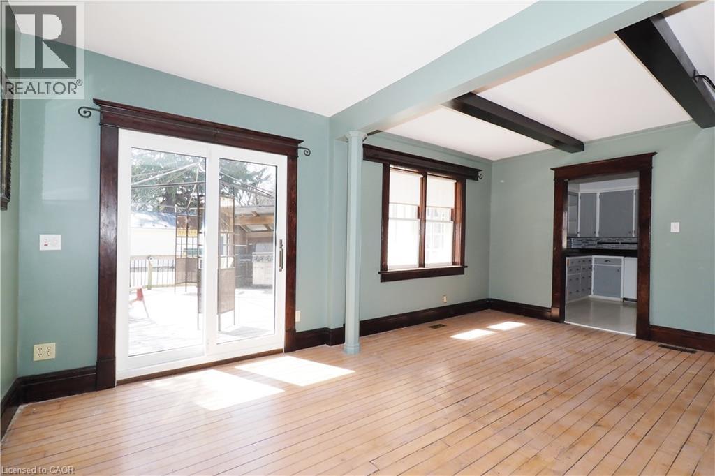 33 Main Street E, Drayton, ON - Indoor Photo Showing Other Room