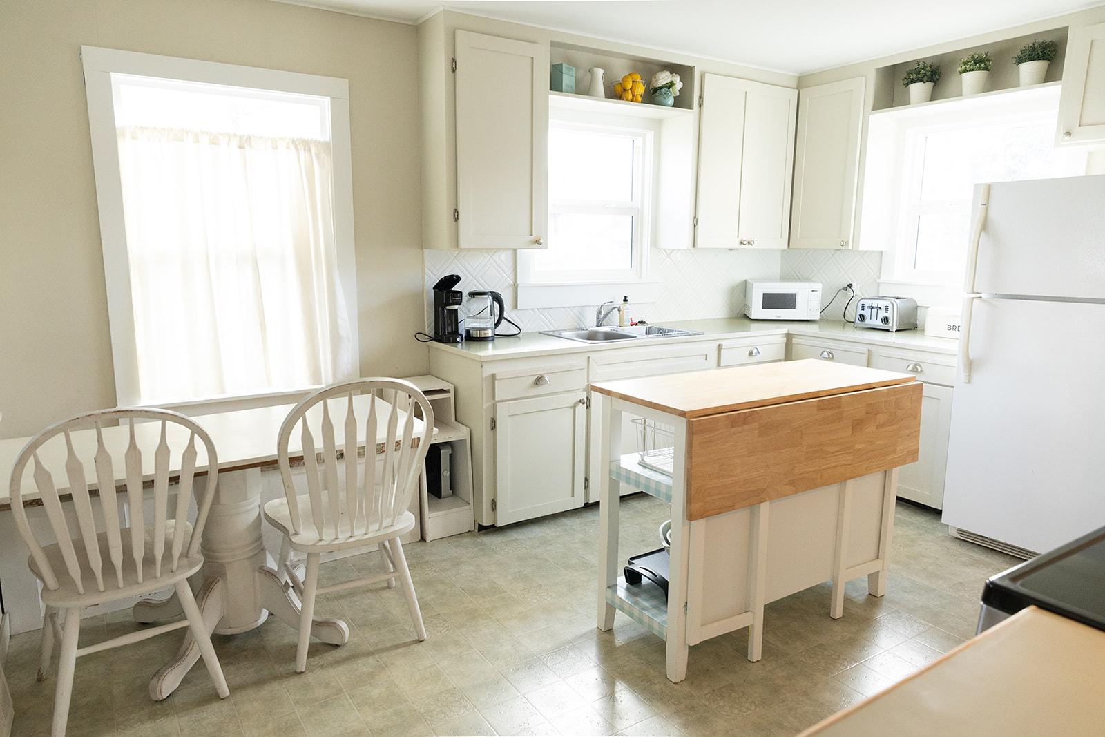 685 Wallinger Avenue, Kimberley, BC - Indoor Photo Showing Kitchen