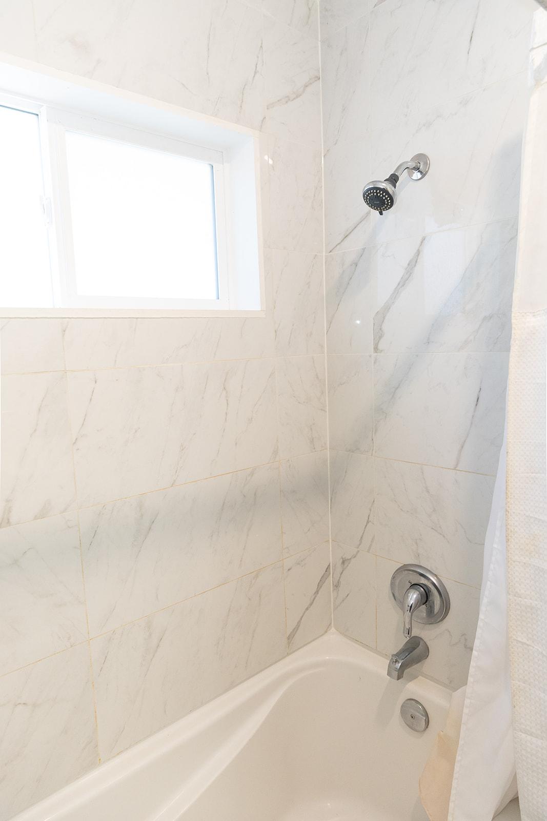 685 Wallinger Avenue, Kimberley, BC - Indoor Photo Showing Bathroom