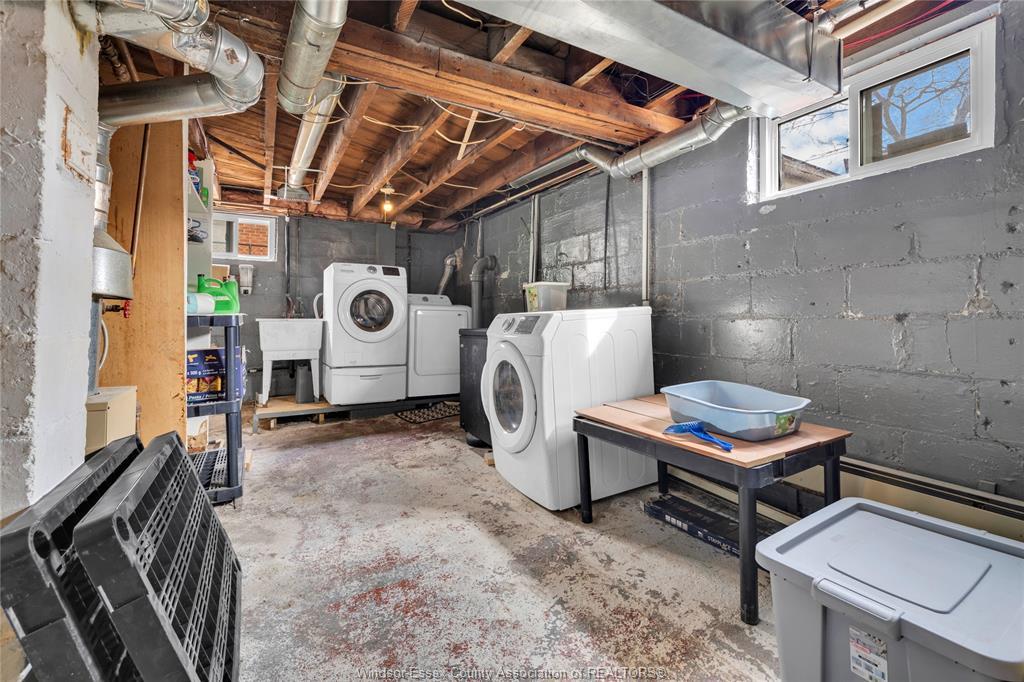 2230 Hall, Windsor, ON