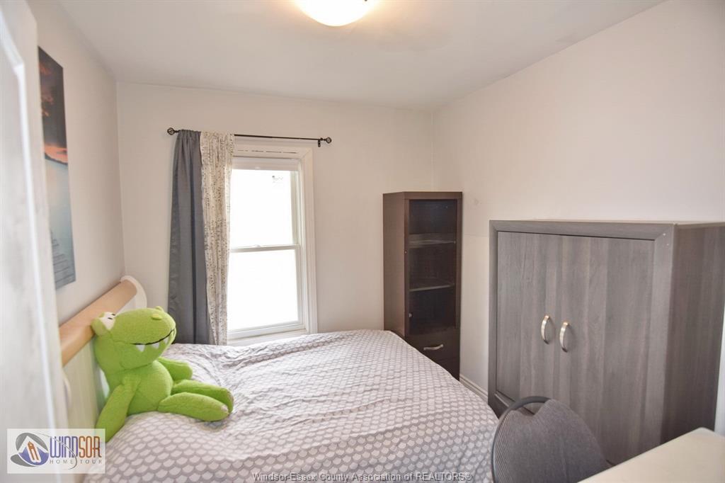 965 Bridge, Windsor, ON