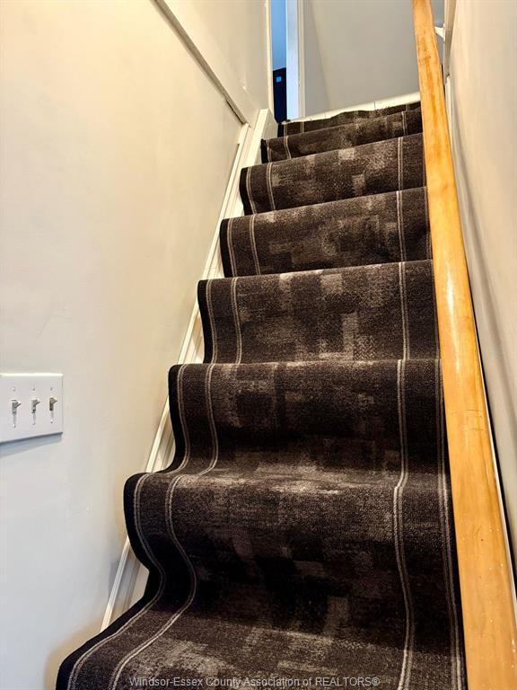 965 Bridge, Windsor, ON