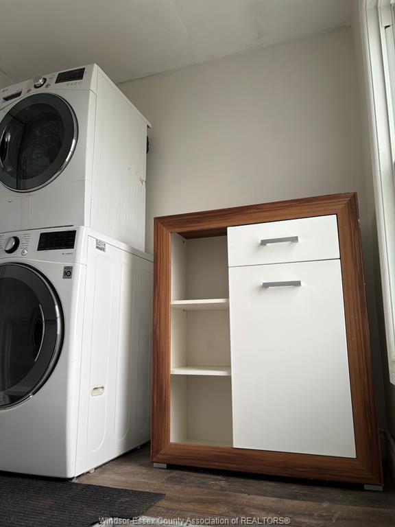 965 Bridge, Windsor, ON