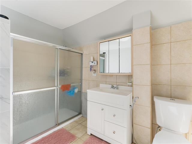 804 Home St, Winnipeg, MB