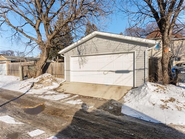 804 Home St, Winnipeg, MB