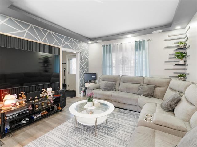 804 Home St, Winnipeg, MB