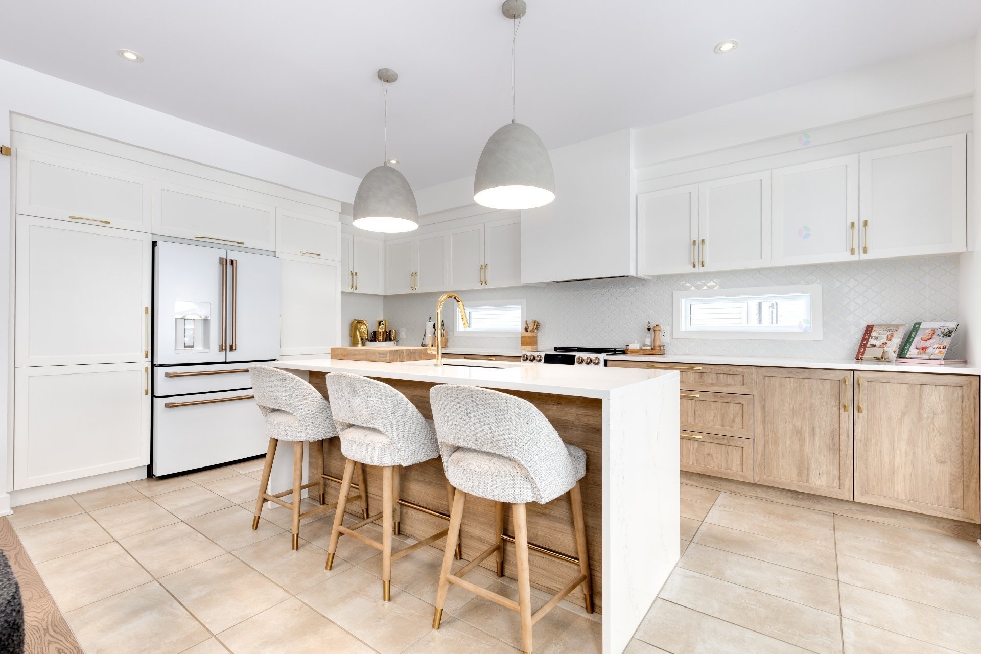 Cuisine - Rue Des Cèdres, L'Assomption, QC - Indoor