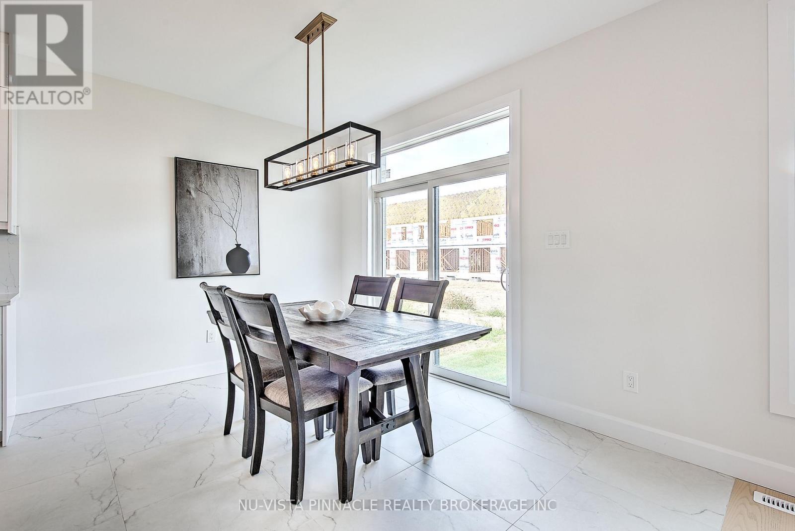 4248 Liberty Cross, London South (South V), ON - Indoor Photo Showing Dining Room
