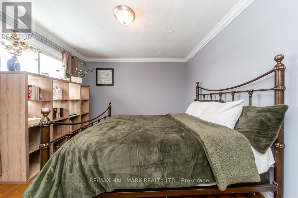 41 - 1010 Glen Street, Oshawa, ON - Indoor Photo Showing Bedroom