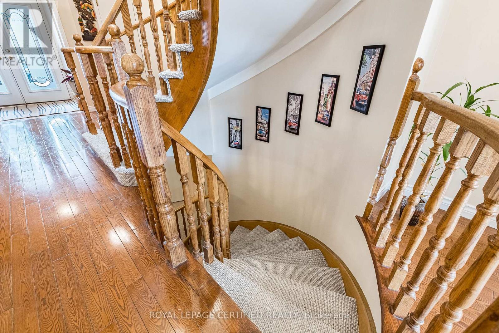 48 Fernbrook Crescent, Brampton, ON - Indoor Photo Showing Other Room