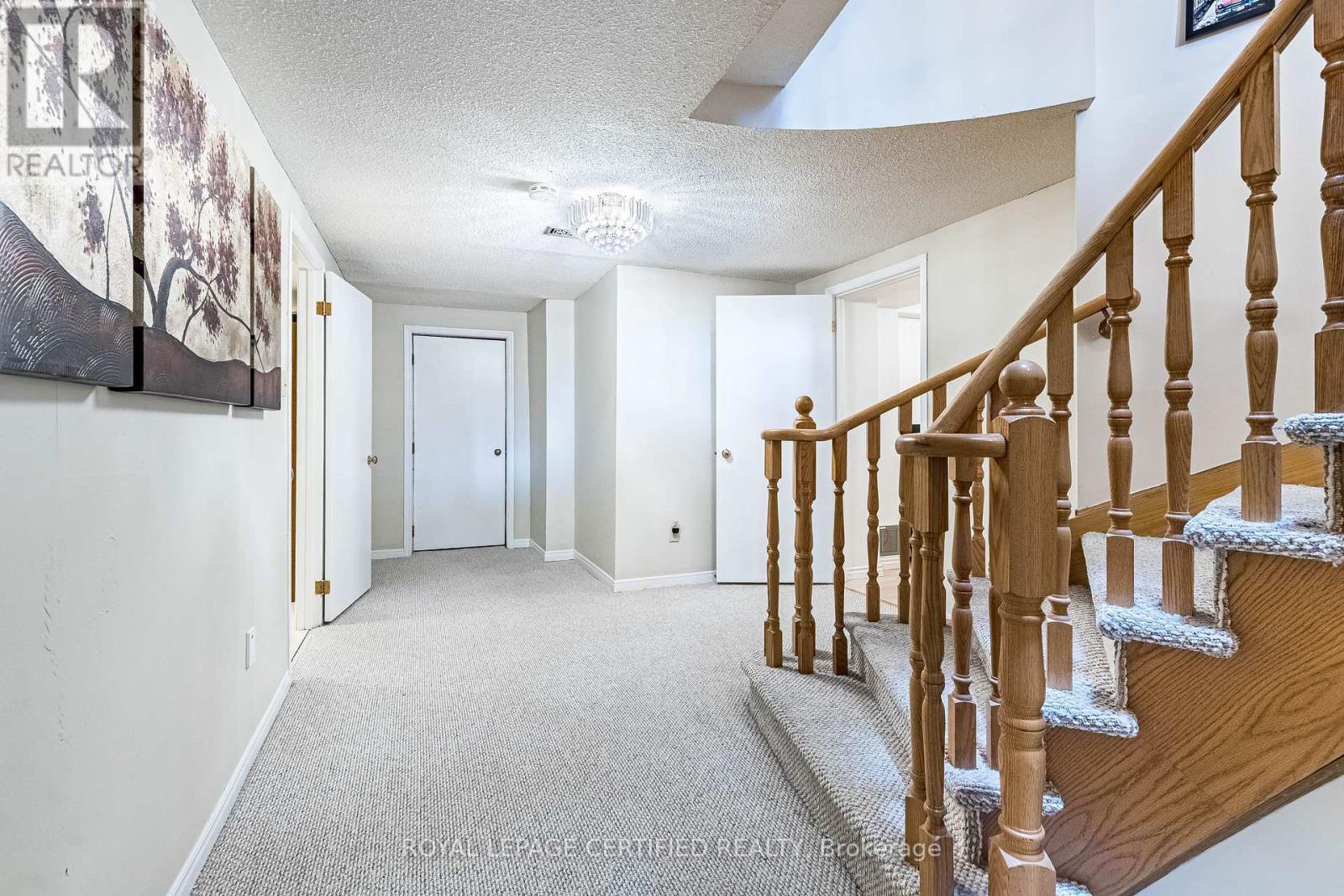 48 Fernbrook Crescent, Brampton, ON - Indoor Photo Showing Other Room