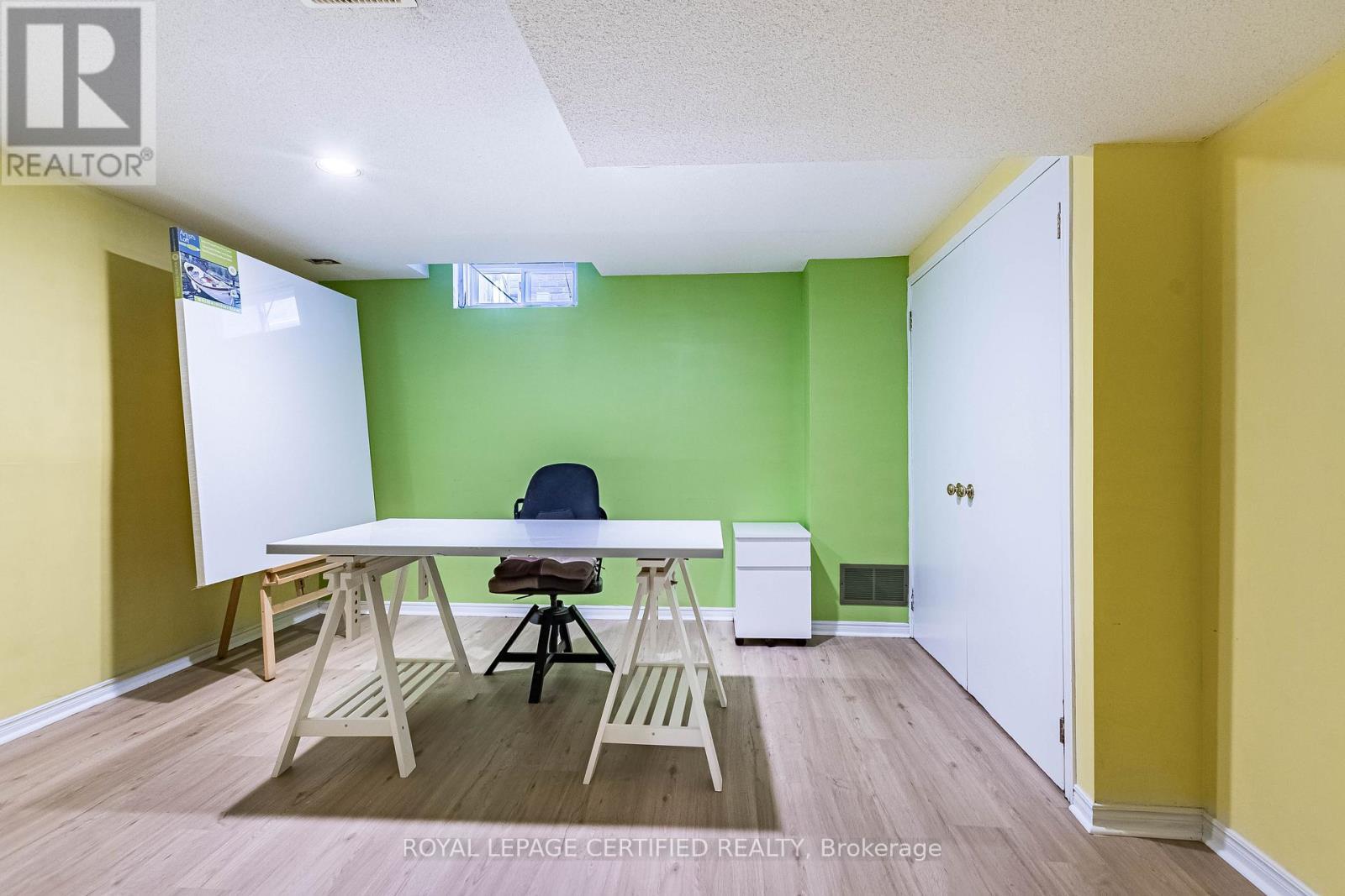 48 Fernbrook Crescent, Brampton, ON - Indoor
