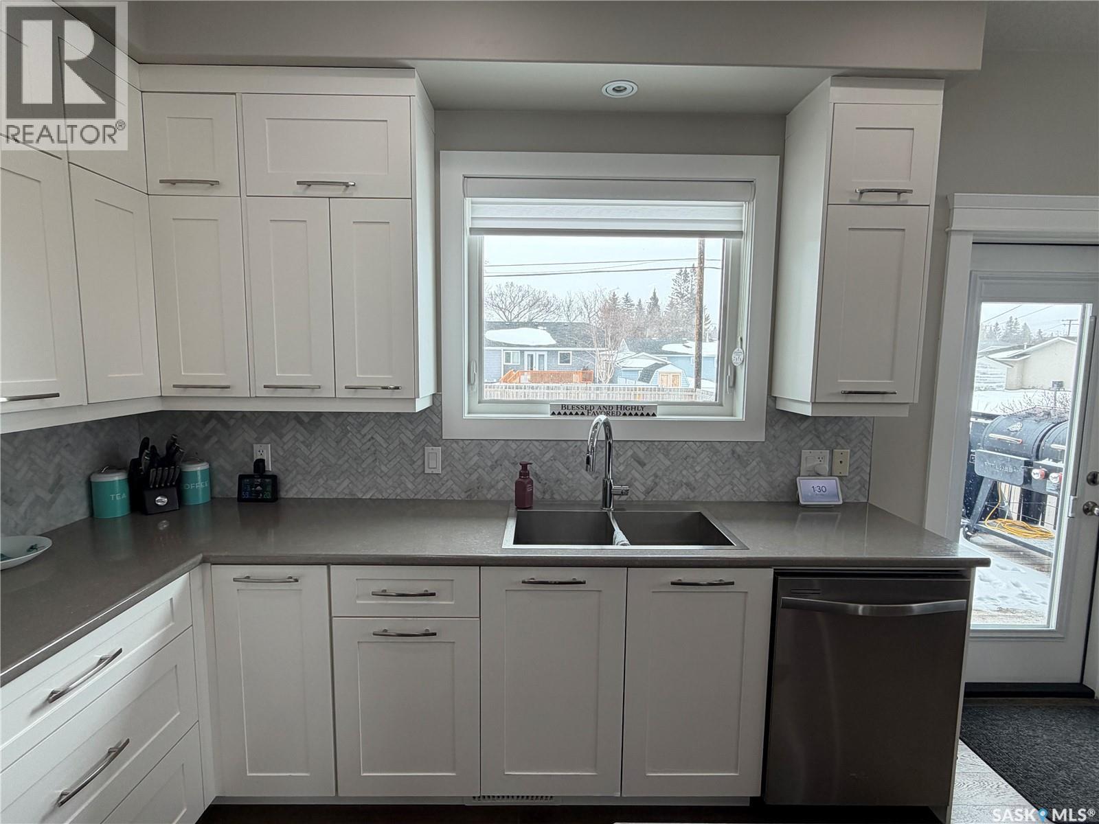 924 11Th Street, Humboldt, SK - Indoor Photo Showing Kitchen