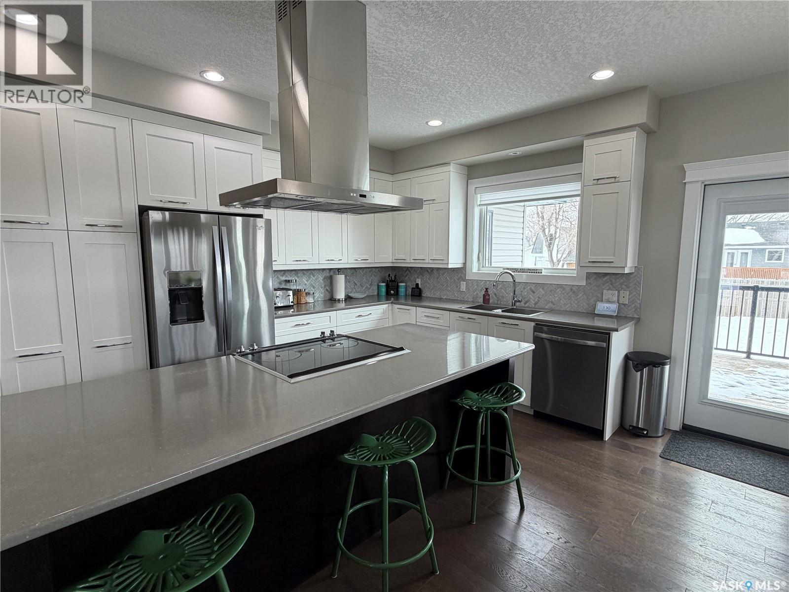 924 11Th Street, Humboldt, SK - Indoor Photo Showing Kitchen With Stainless Steel Kitchen With Upgraded Kitchen