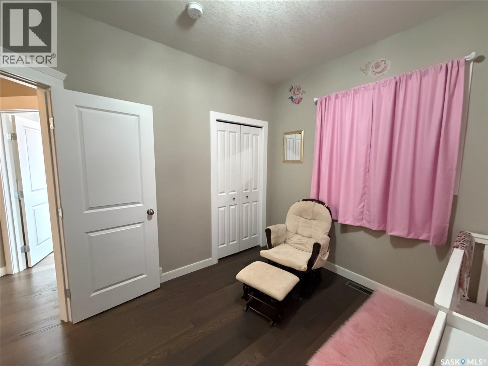 924 11Th Street, Humboldt, SK - Indoor