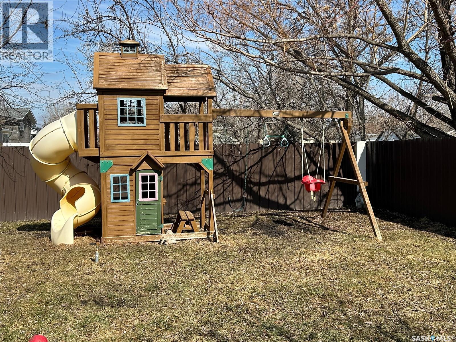 488 Willow Bay, Estevan, SK - Outdoor