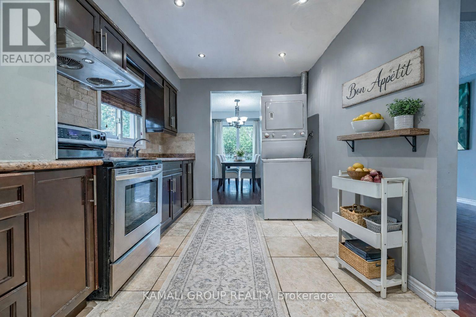 Virtual Staging - Main - 77 Ecclestone Drive, Brampton, ON - Indoor Photo Showing Laundry Room
