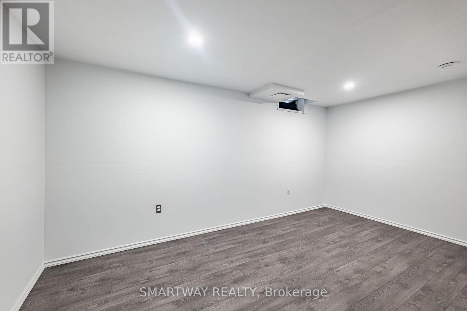 36 Native Landing, Brampton, ON - Indoor