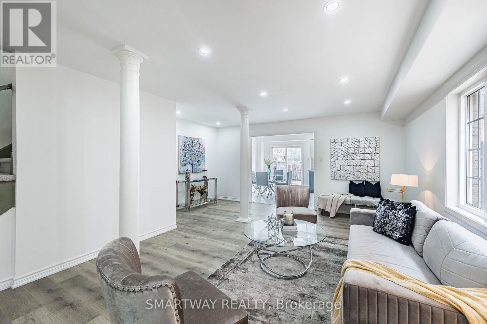 36 Native Landing, Brampton, ON - Indoor Photo Showing Living Room