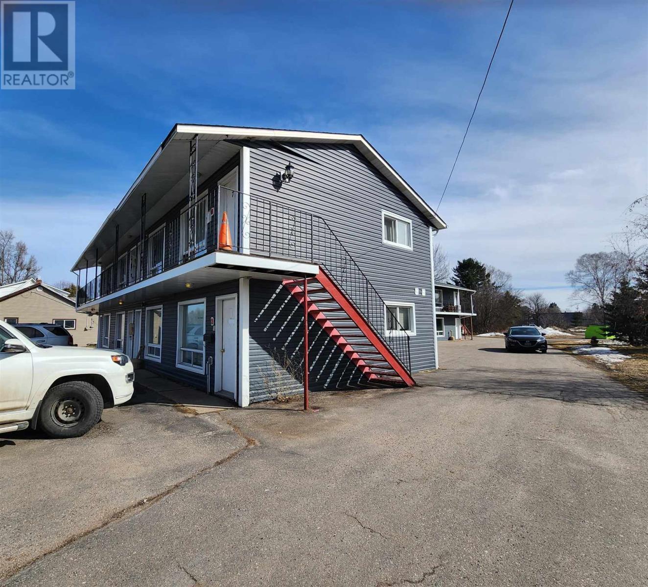 859 Trunk Rd, Sault Ste. Marie, ON