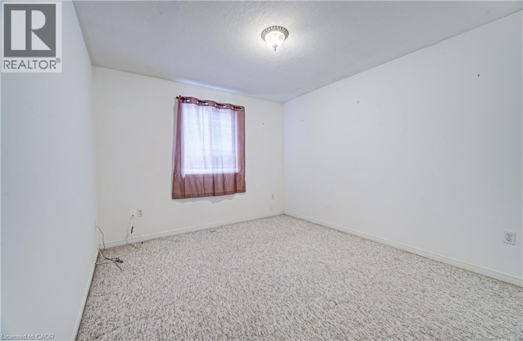 93 Edgemere Drive, Cambridge, ON - Indoor Photo Showing Other Room