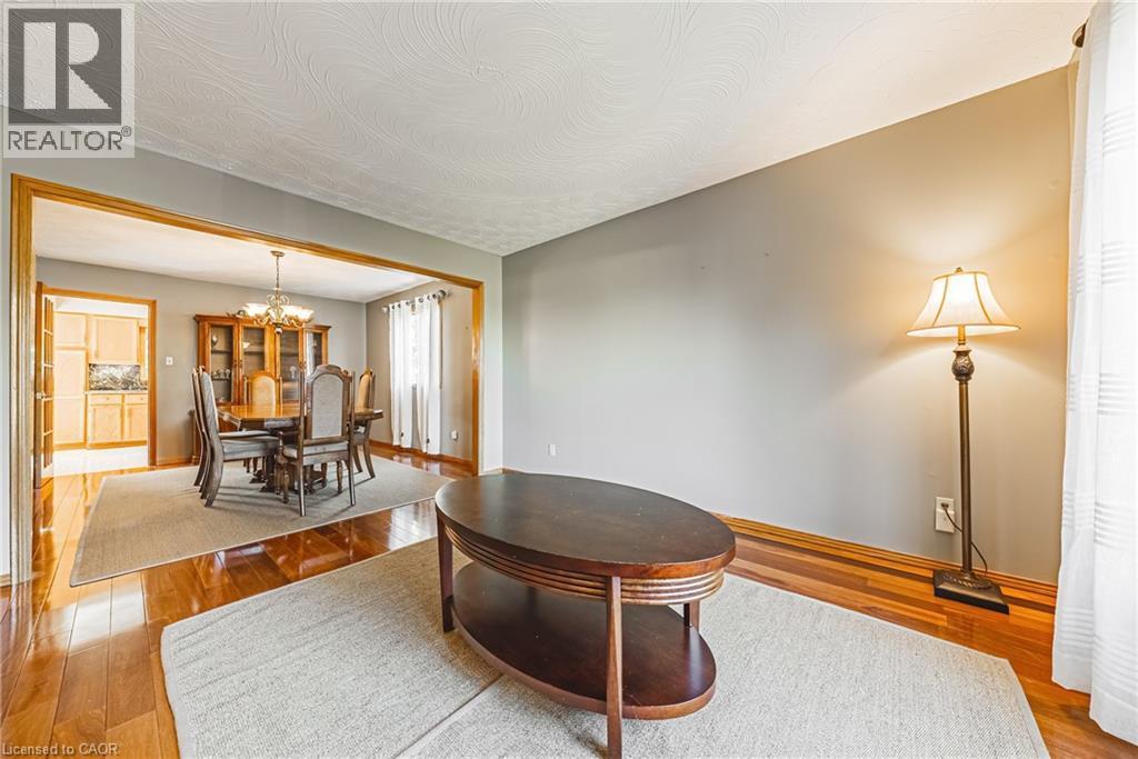 19 Glenhaven Court, Hamilton, ON - Indoor