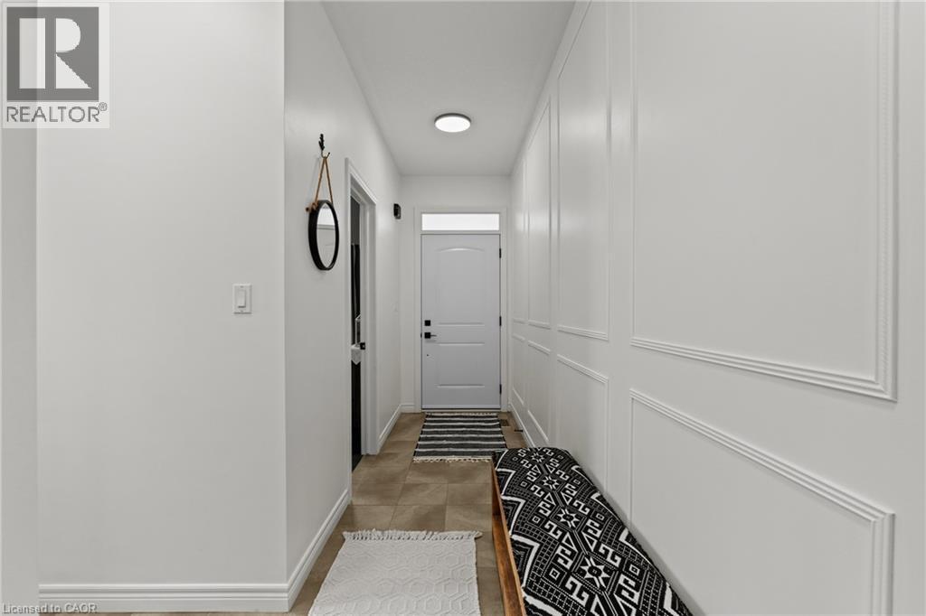 292 Keystone Crescent, Hamilton, ON - Indoor Photo Showing Other Room