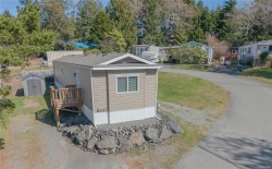 447 Orca Cres Ucluelet, BC V0R 3A0