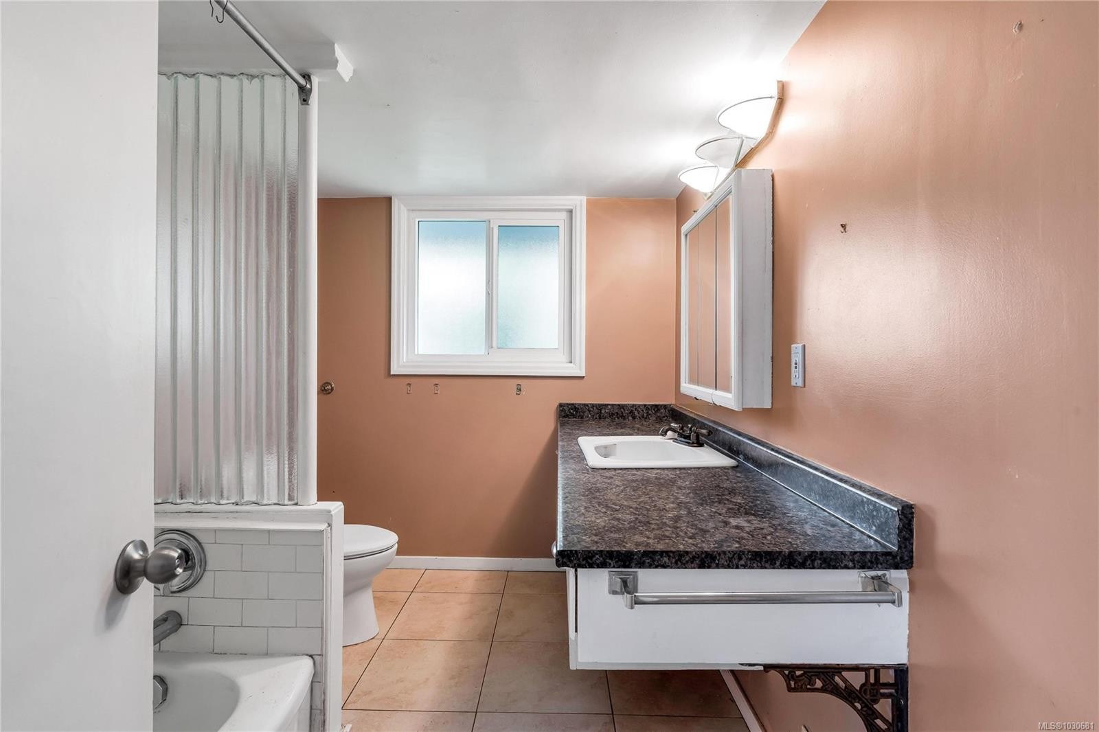 406 Beach Dr, Oak Bay, BC