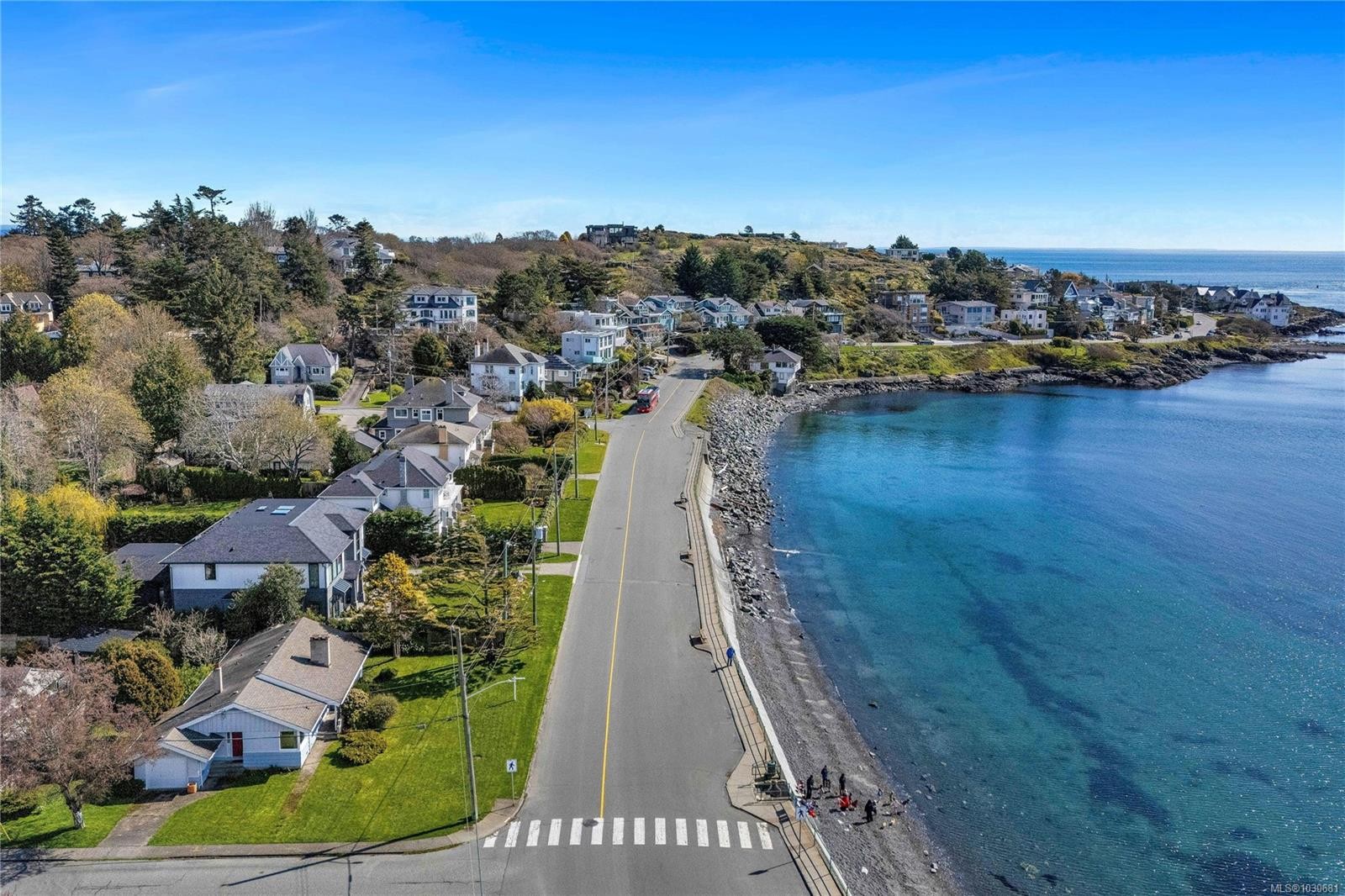 406 Beach Dr, Oak Bay, BC