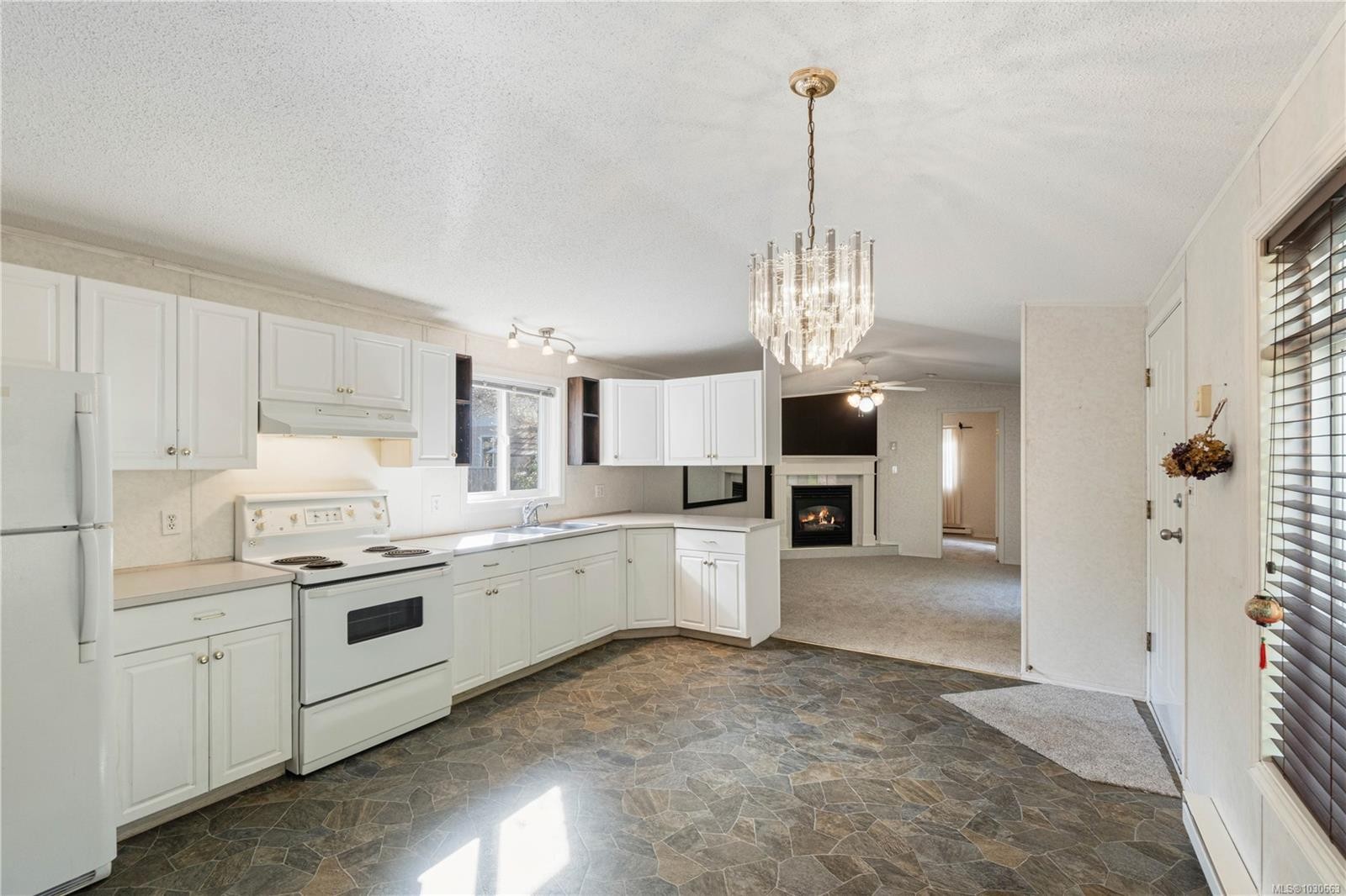 850 Carson Rd, Qualicum Beach, BC