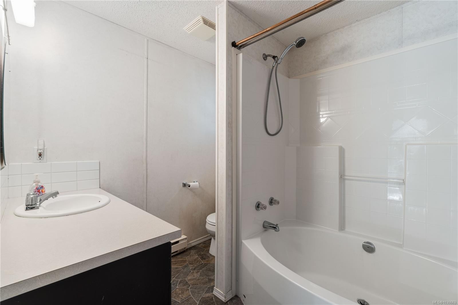 850 Carson Rd, Qualicum Beach, BC