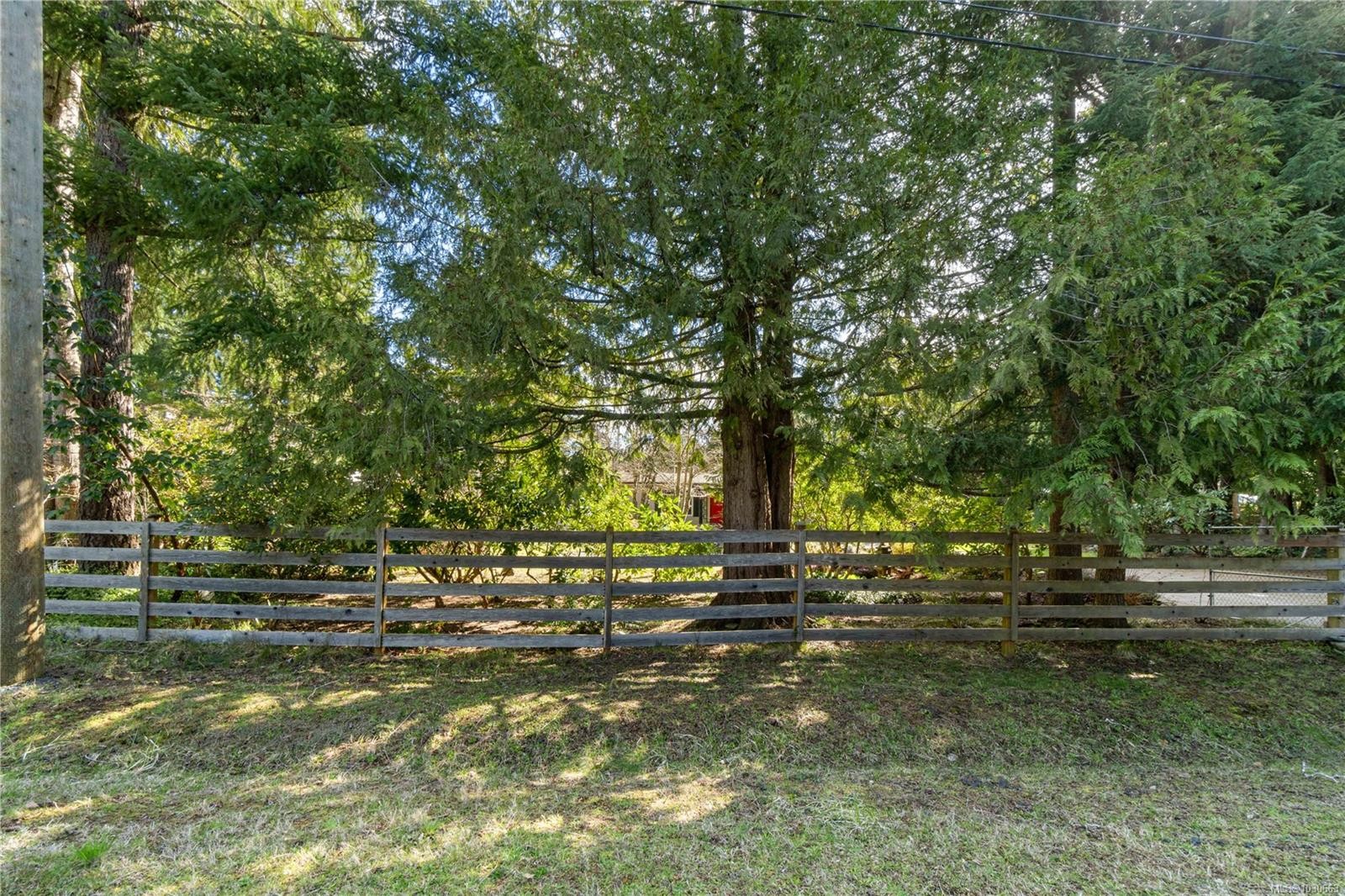 850 Carson Rd, Qualicum Beach, BC