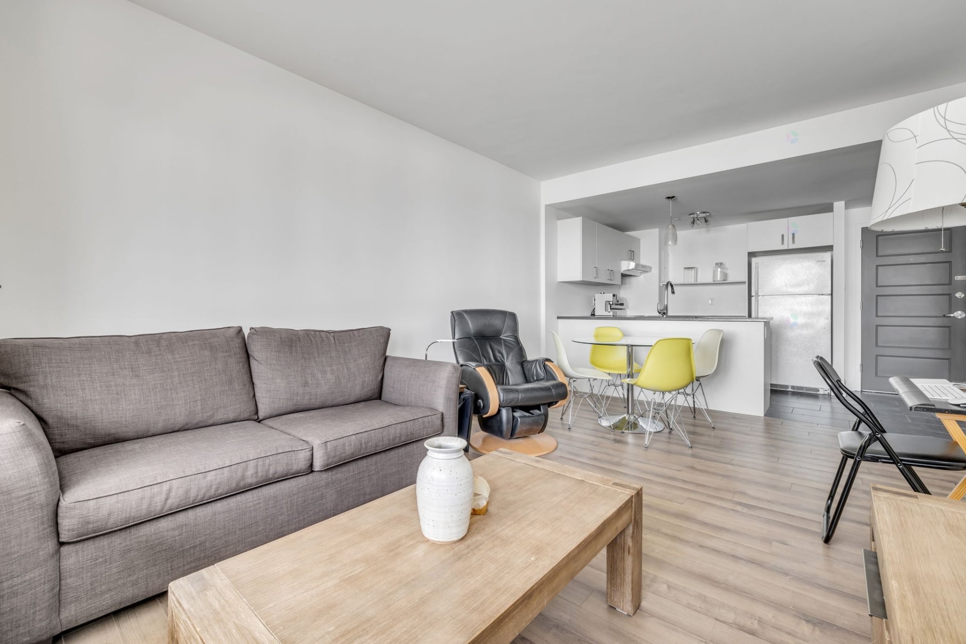 Salon - 10-600 Av. Wilfrid-Laurier, Québec (La Cité-Limoilou), QC - Indoor Photo Showing Living Room