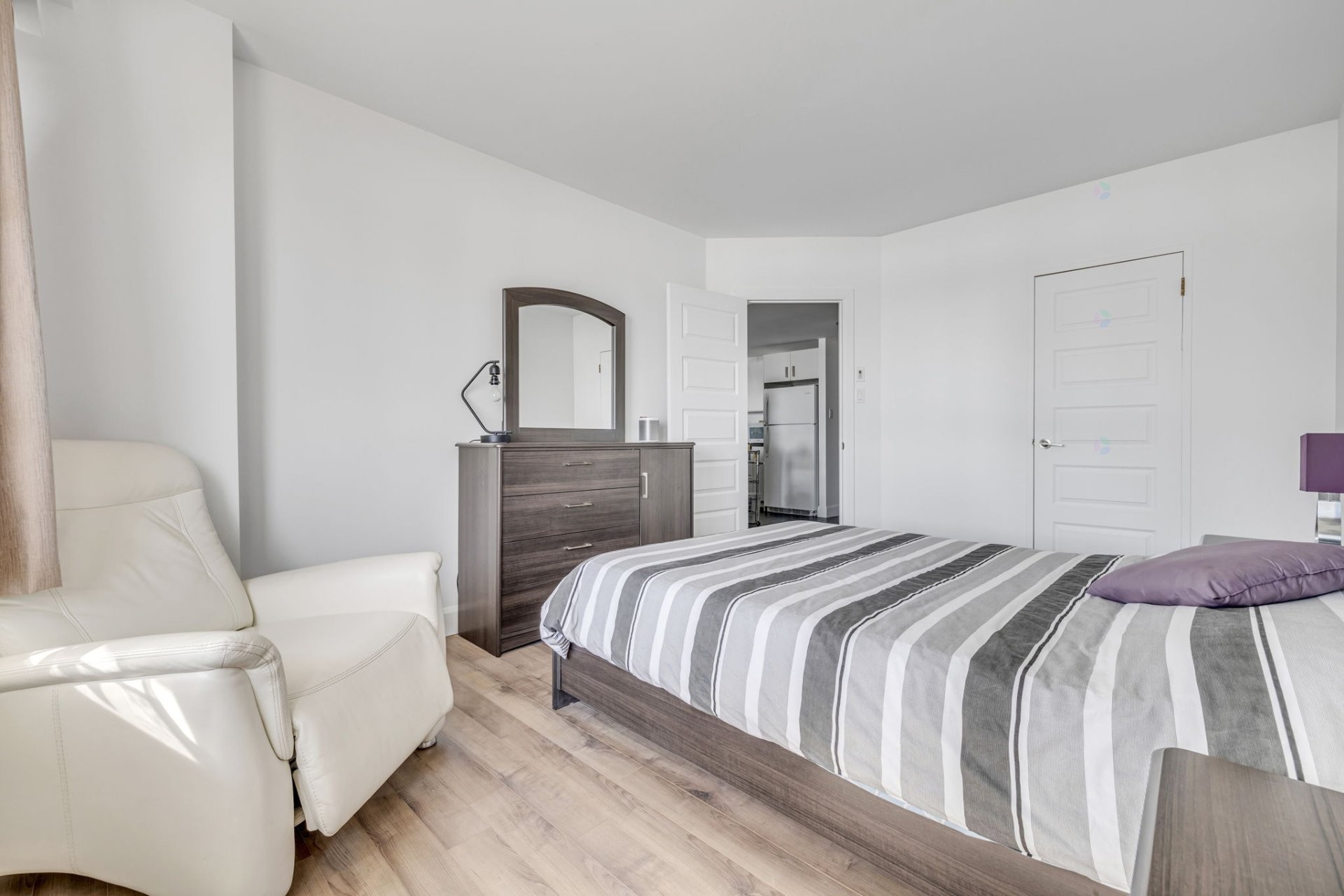 Chambre à coucher principale - 10-600 Av. Wilfrid-Laurier, Québec (La Cité-Limoilou), QC - Indoor Photo Showing Bedroom