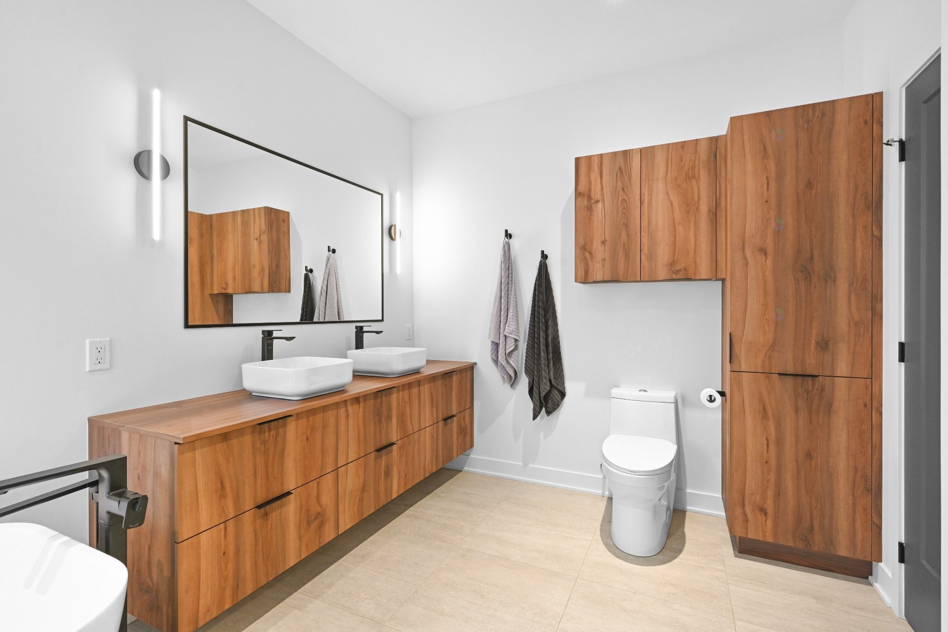 Bathroom - 94 Rue Paquin, Saint-Jean-Sur-Richelieu, QC - Indoor Photo Showing Bathroom