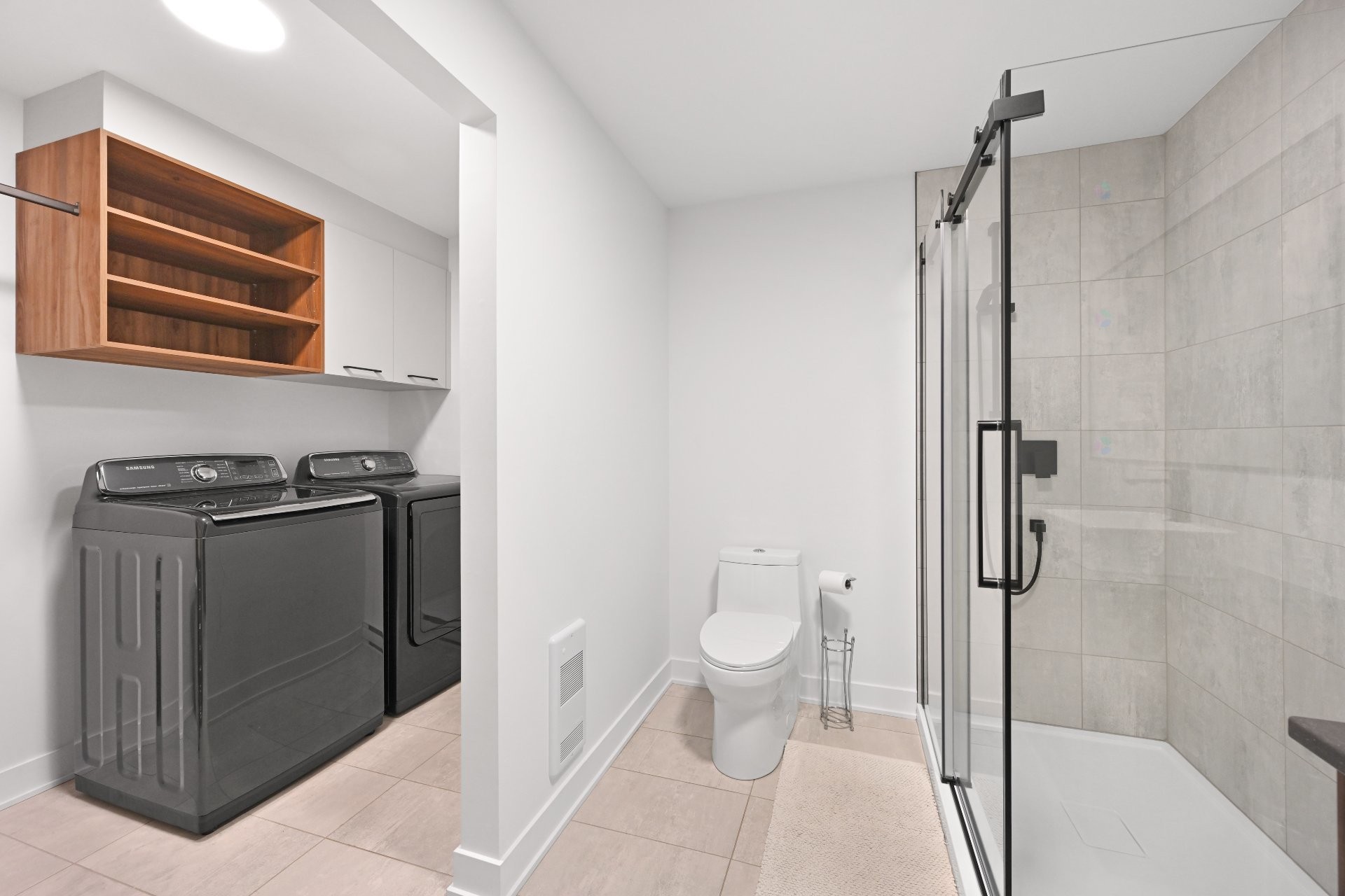 Bathroom - 94 Rue Paquin, Saint-Jean-Sur-Richelieu, QC - Indoor