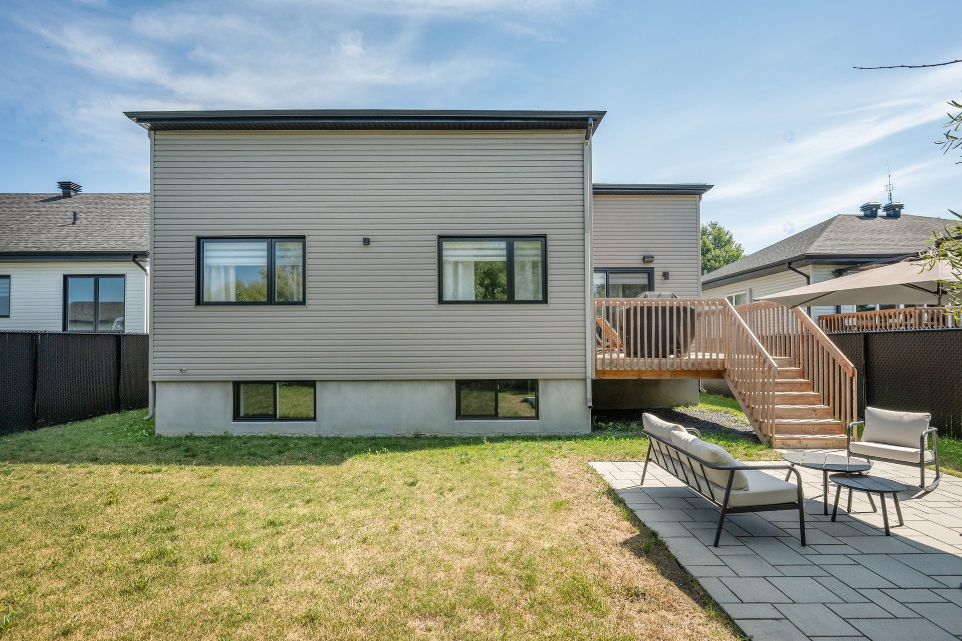 Back of Structure - 94 Rue Paquin, Saint-Jean-Sur-Richelieu, QC - Outdoor With Exterior