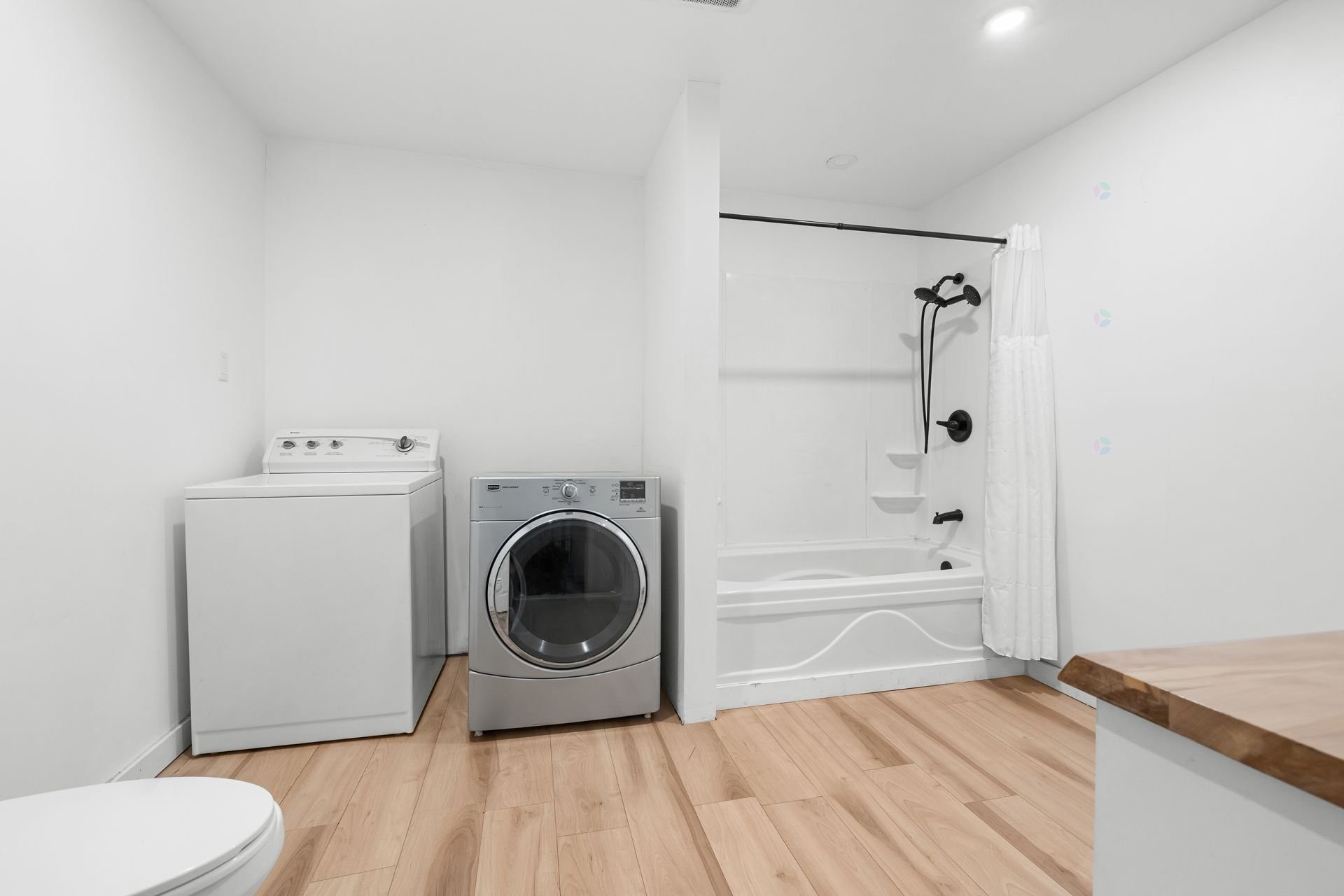 Bathroom - 173 3E Avenue, L'Islet, QC - Indoor Photo Showing Laundry Room