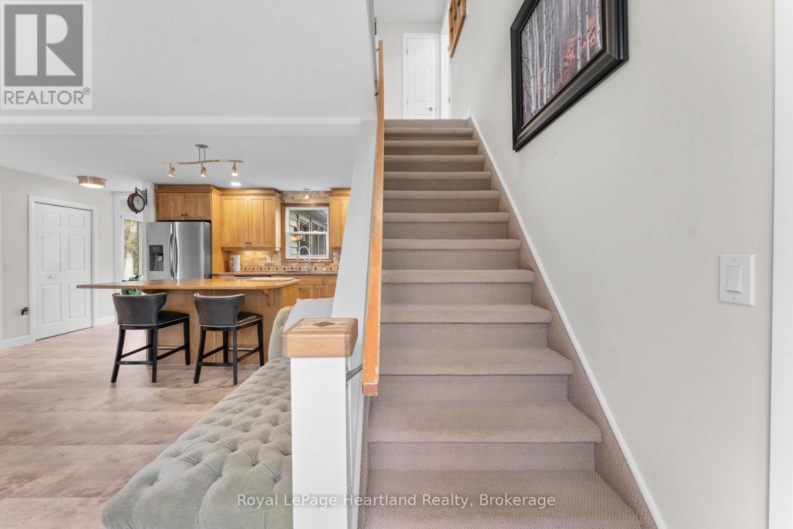 23 Park Road, Goderich (Goderich (Town)), ON - Indoor