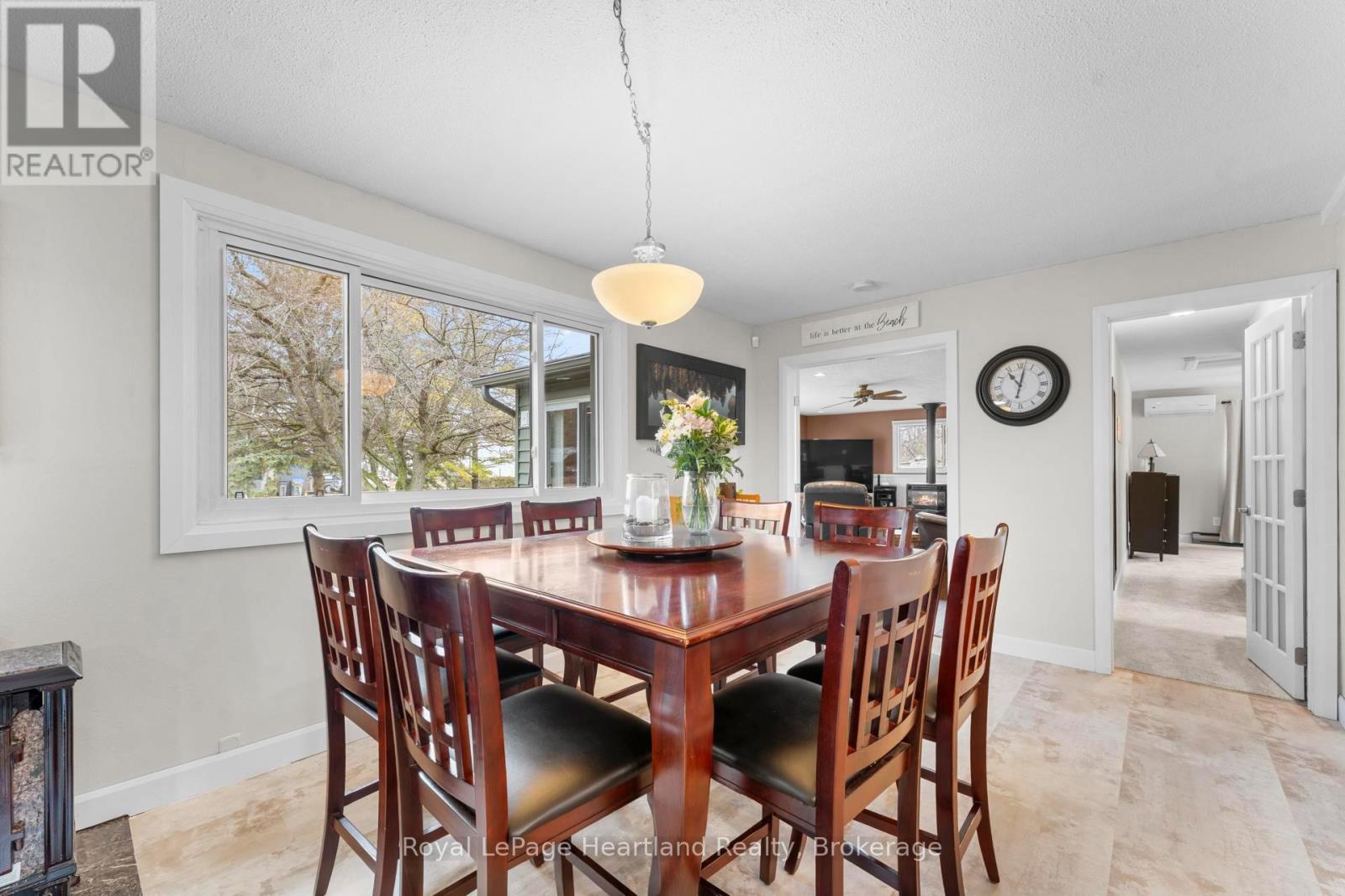 23 Park Road, Goderich (Goderich (Town)), ON - Indoor Photo Showing Dining Room