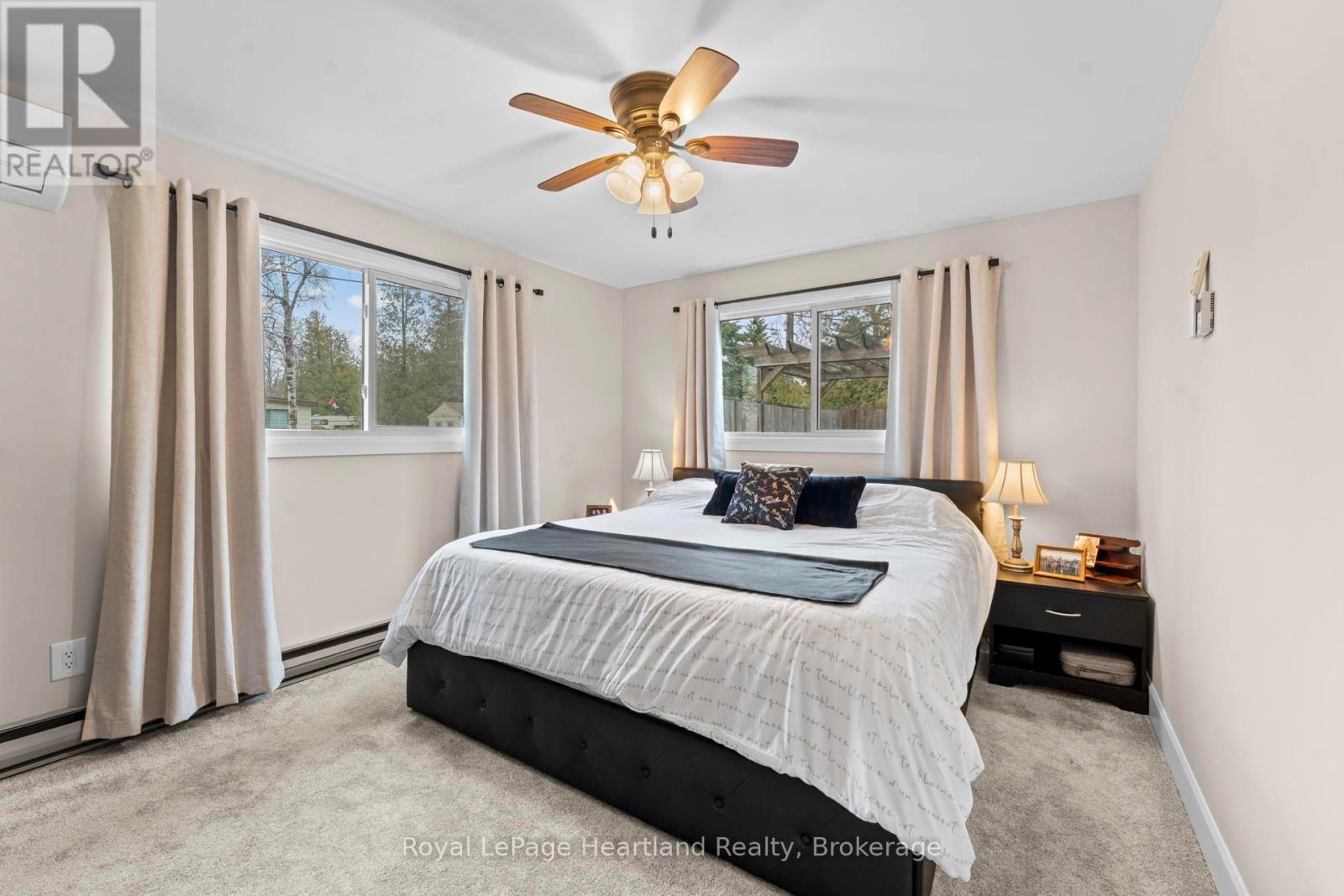 23 Park Road, Goderich (Goderich (Town)), ON - Indoor Photo Showing Bedroom