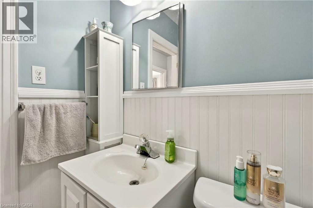 Bathroom featuring wainscoting and vanity - 944 Garth Street, Hamilton, ON - Indoor Photo Showing Bathroom