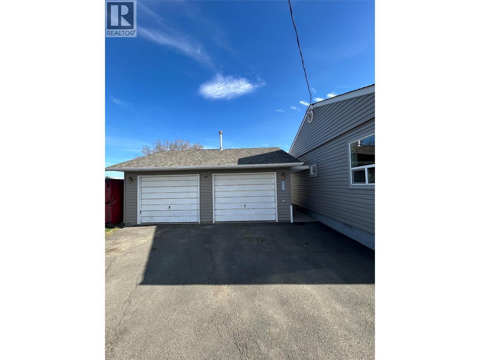 146 Aspen Street, Kamloops, BC - Outdoor