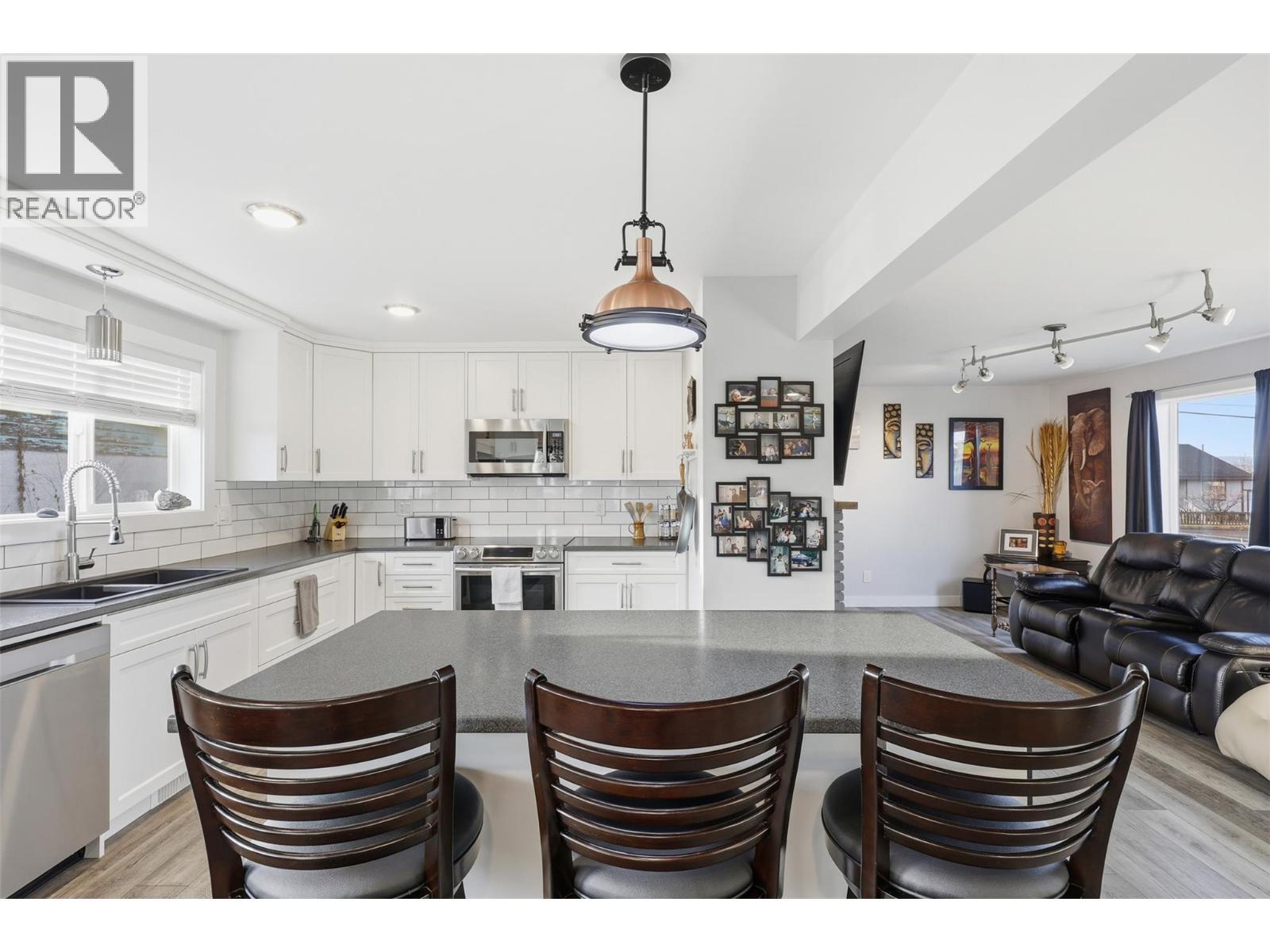 146 Aspen Street, Kamloops, BC - Indoor