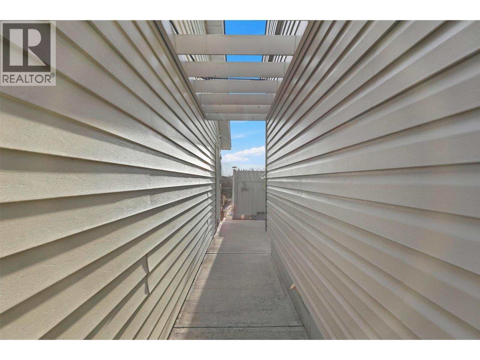 146 Aspen Street, Kamloops, BC - Outdoor