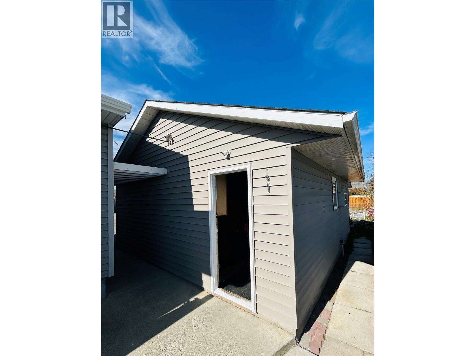 146 Aspen Street, Kamloops, BC - Outdoor