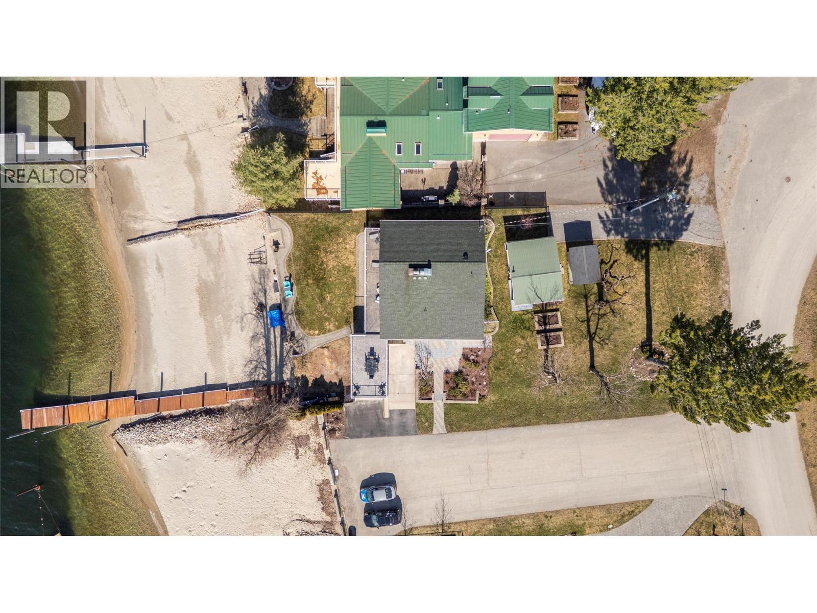 82 Montcalm Crescent, Sicamous, BC - Outdoor With View