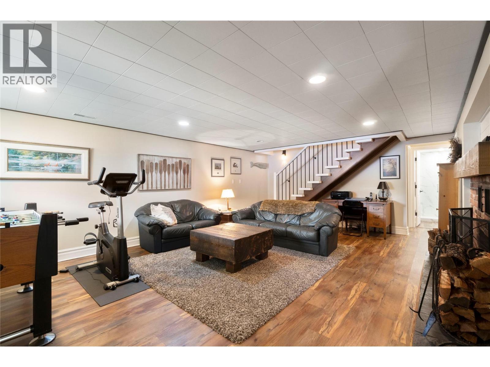 82 Montcalm Crescent, Sicamous, BC - Indoor Photo Showing Gym Room