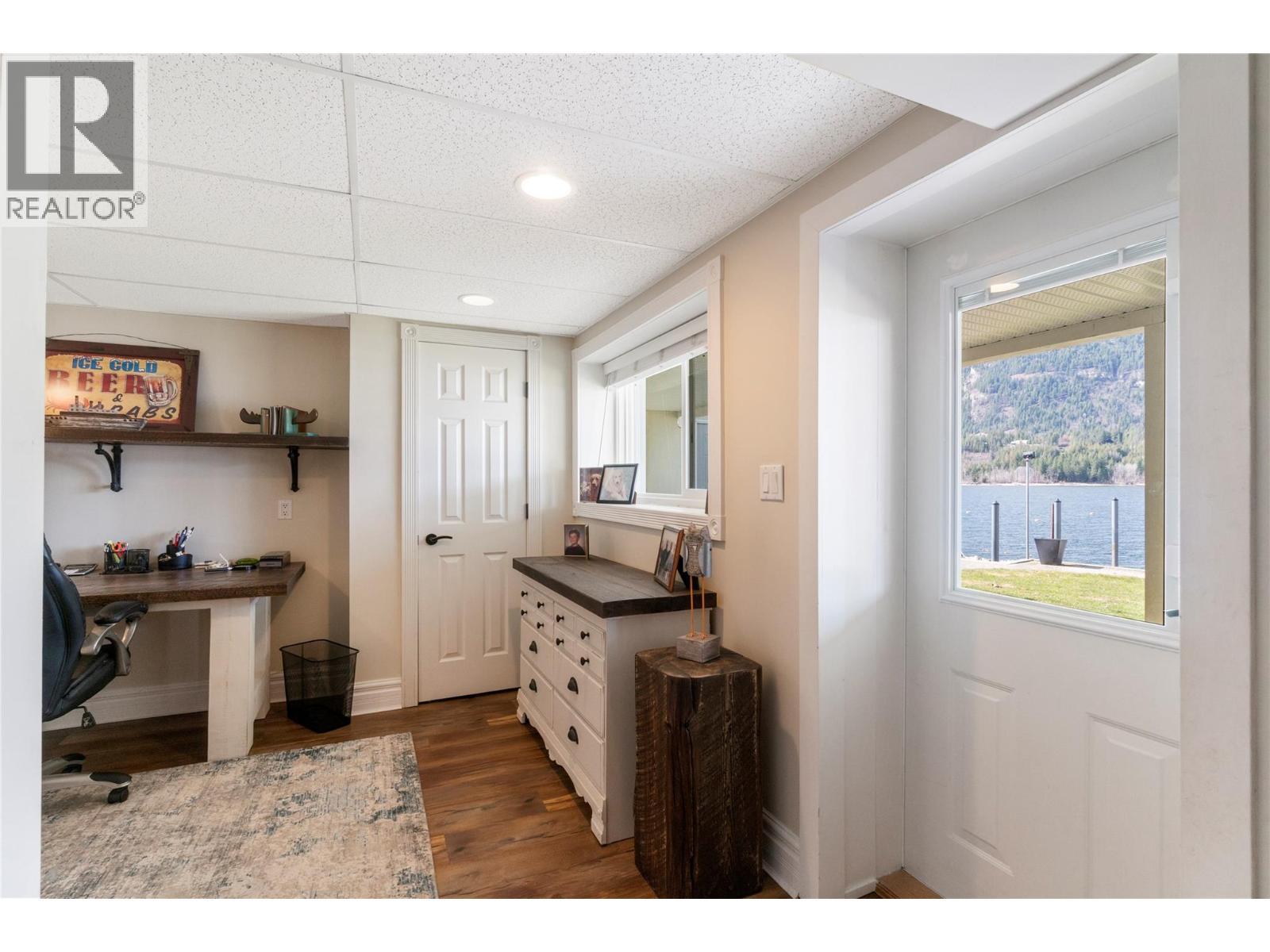 82 Montcalm Crescent, Sicamous, BC - Indoor Photo Showing Other Room